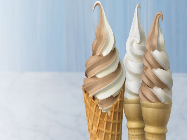 قیفی شکلات وانیلی