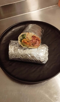 هات داگ پنیری