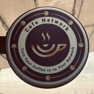 logo img